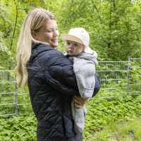 Pickapooh Tony BW kbA aus Musselin Kinder Sonnenhut