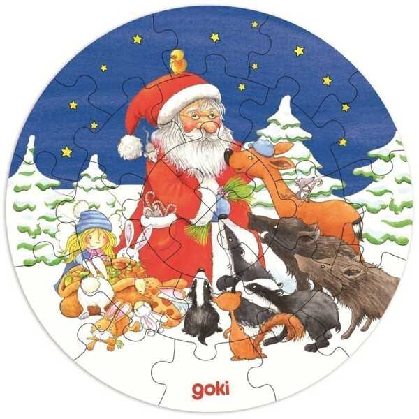 Weihnachtsmann im Tannenwald